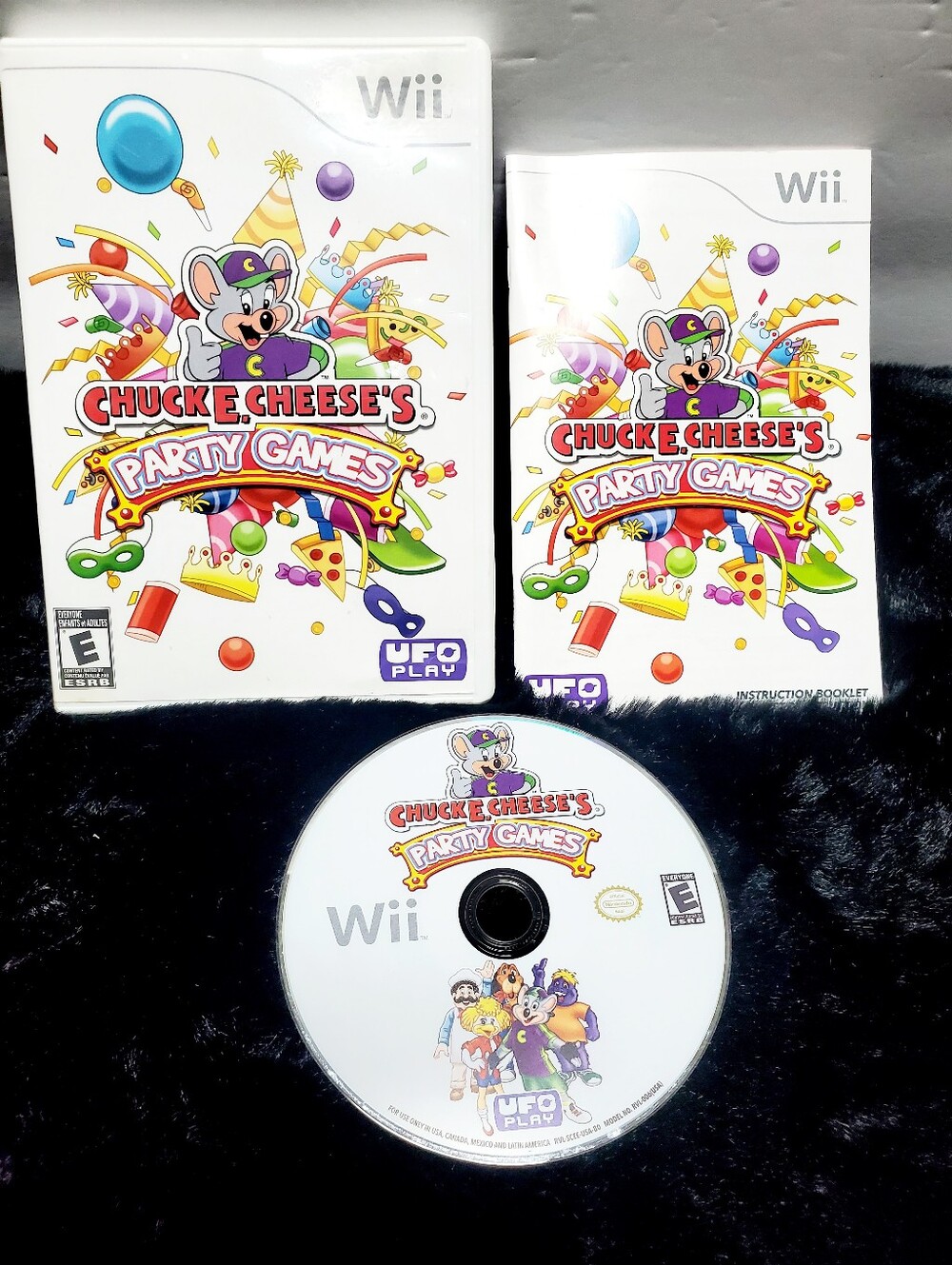 Chuck E. Cheese's Party Games (Nintendo Wii, 2010) CIB Complete with Manual